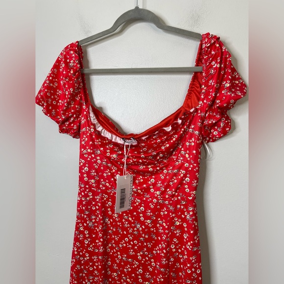 LAIT Collection NWT Red Floral Sweetheart Babydoll Puff Sleeve Midi Dress M - Picture 3 of 8